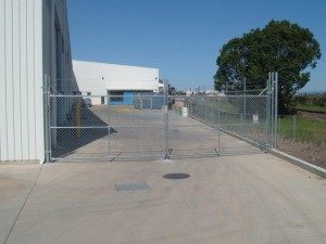 EAST COAST COMMERCIAL FENCING 451